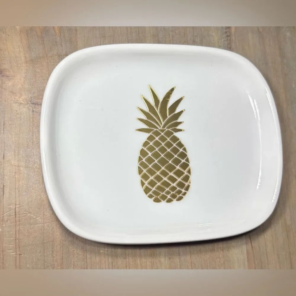 New! Golden Pineapple 4” x 5” Oneida Trinket Dish NWT